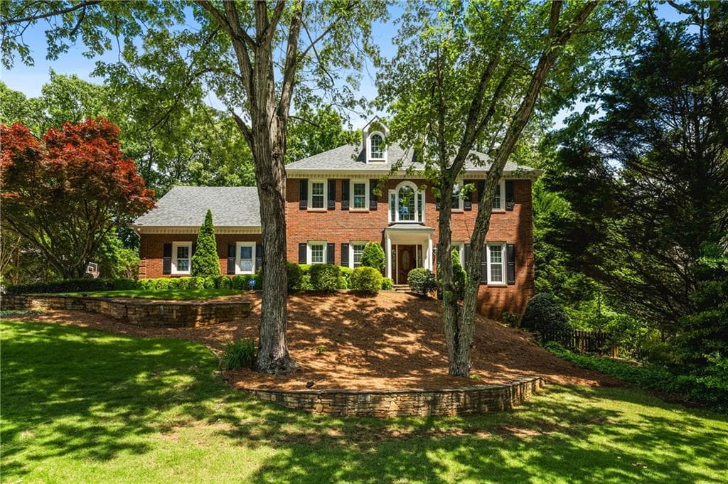 4 bedroom, 5 bathroom single family residence sold at 4047 Jordan Lake Drive, Marietta, GA 30062