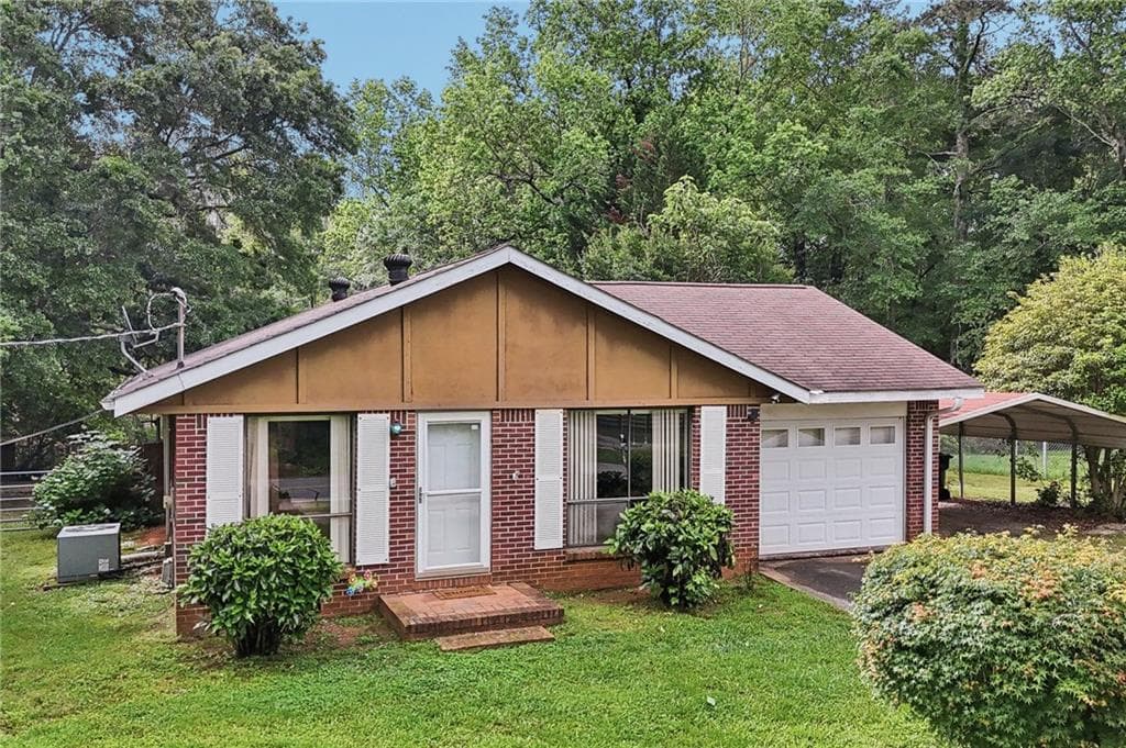 2381 W Grantville Road, Newnan, GA 30263 — most recent listing photo