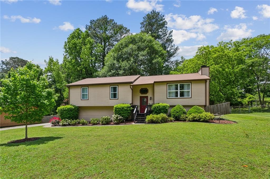 3 bedroom, 2 bathroom, 2,159 sq ft single family residence sold at 4192 Alaina Circle, Austell, GA 30106