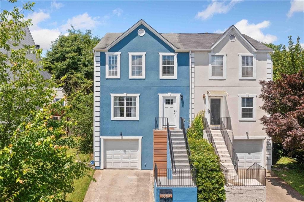 3 bedroom, 3 bathroom, 1,452 sq ft townhouse sold at 1857 Barrington Court, Marietta, GA 30066
