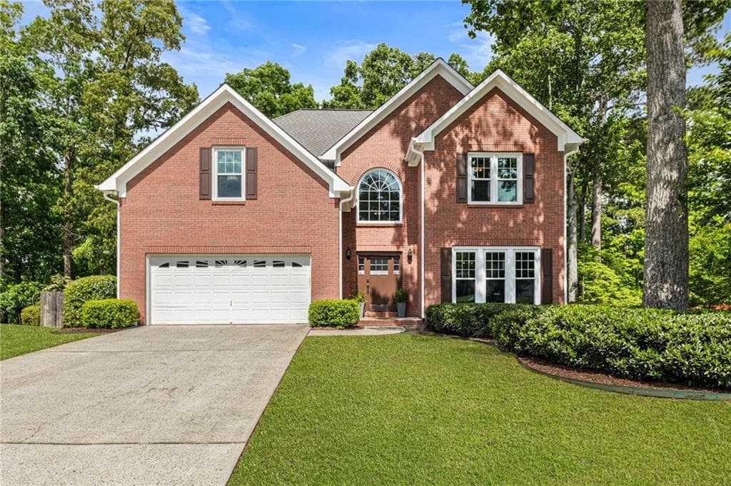 4 bedroom, 4 bathroom single family residence sold at 963 Hawk Creek Trail, Lawrenceville, GA 30043
