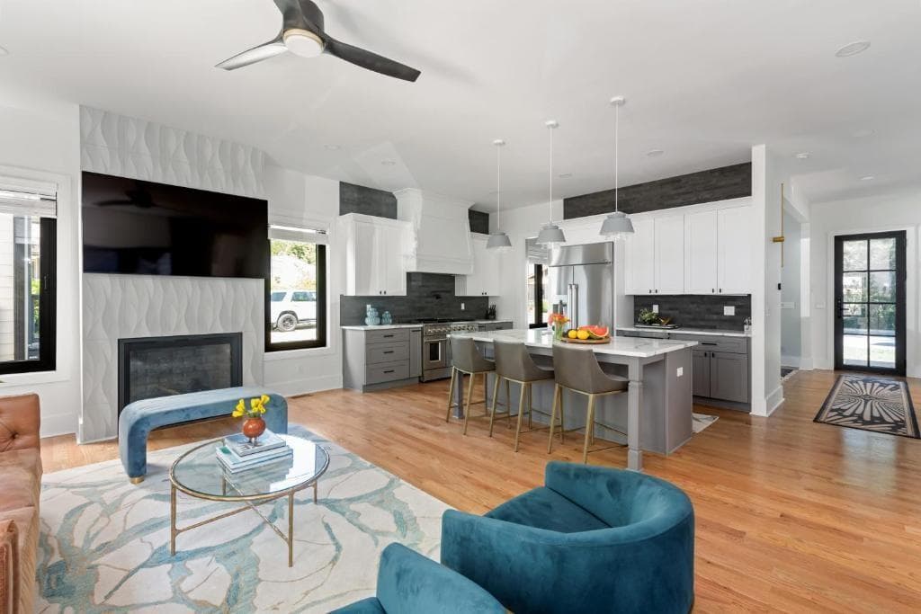 5 bedroom, 3 bathroom, 2,584 sq ft single family residence for rent at 2217 Ridgedale Road, Atlanta, GA 30317 for $5,950 a month — photo 6