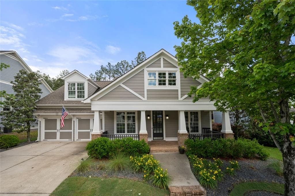 4 bedroom, 3 bathroom single family residence sold at 998 Regal Hills Lane, Mableton, GA 30126