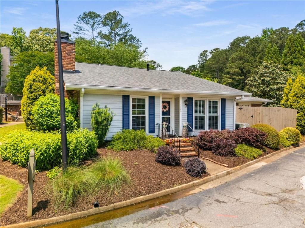 1140 Moorestown Circle, Decatur, GA 30033 — most recent listing photo