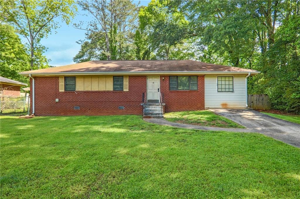 3 bedroom, 2 bathroom single family residence sold at 2054 Fargo Place, Atlanta, GA 30316