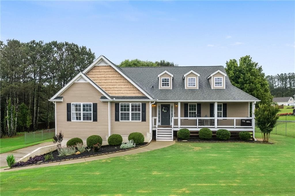 3 bedroom, 2 bathroom single family residence sold at 137 Cambridge Pointe, Villa Rica, GA 30180