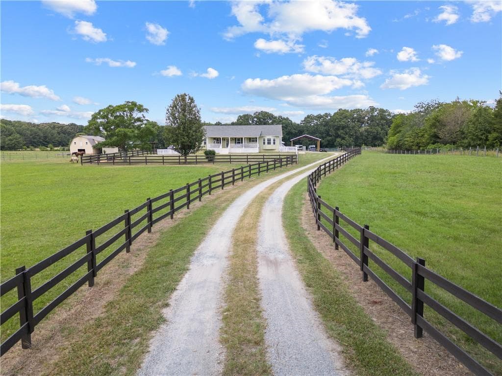 4 bedroom, 3 bathroom, 3,528 sq ft single family residence sold at 654 Euharlee Five Forks Road, Kingston, GA 30145