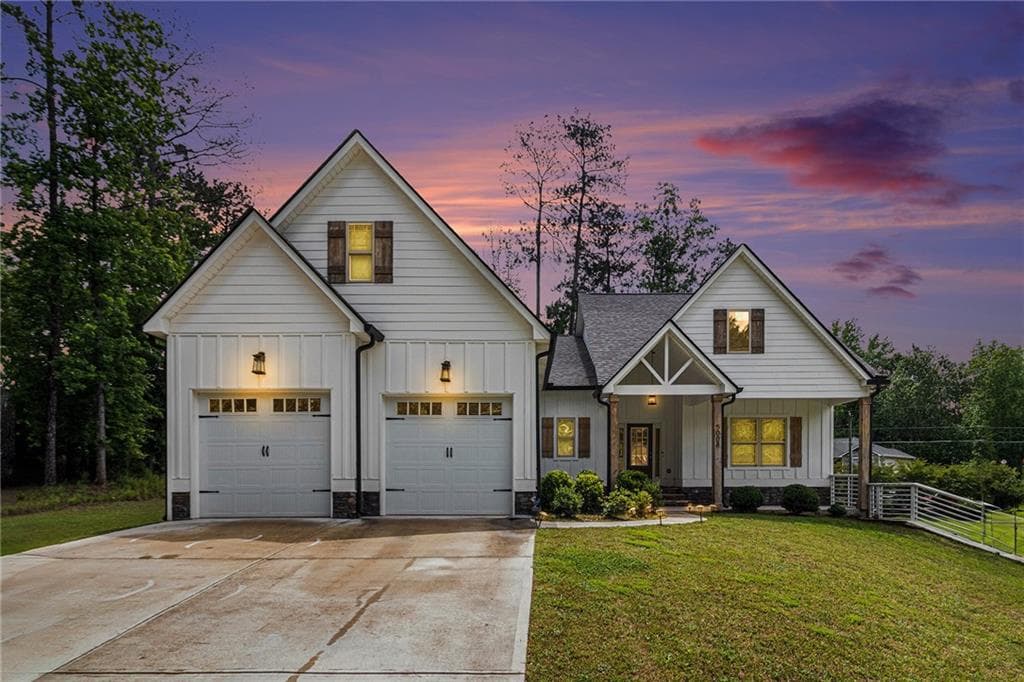4 bedroom, 3 bathroom, 2,854 sq ft single family residence sold at 5008 Monticello Drive, Villa Rica, GA 30180