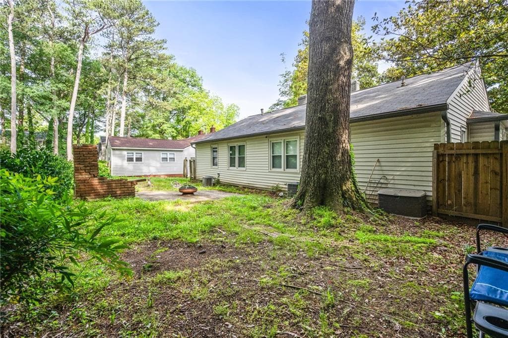 duplex under contract at 454 Birney Street, Marietta, GA 30060 — photo 5