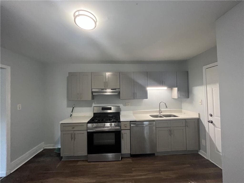 duplex under contract at 466 Birney Street, Marietta, GA 30060 — photo 3