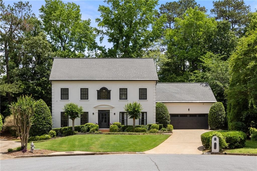 2180 Dunwoody Heritage Drive, Sandy Springs, GA 30350 — most recent listing photo