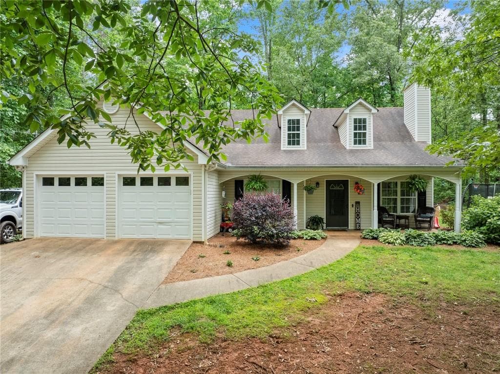 3 bedroom, 2 bathroom single family residence sold at 275 Fairfax Court, Dawsonville, GA 30534