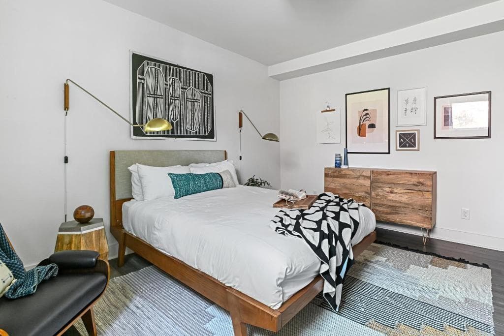 2 bedroom, 2 bathroom, 1,400 sq ft apartment for rent at 634 Bonaventure Avenue 3, Atlanta, GA 30306 for $3,700 a month — photo 4