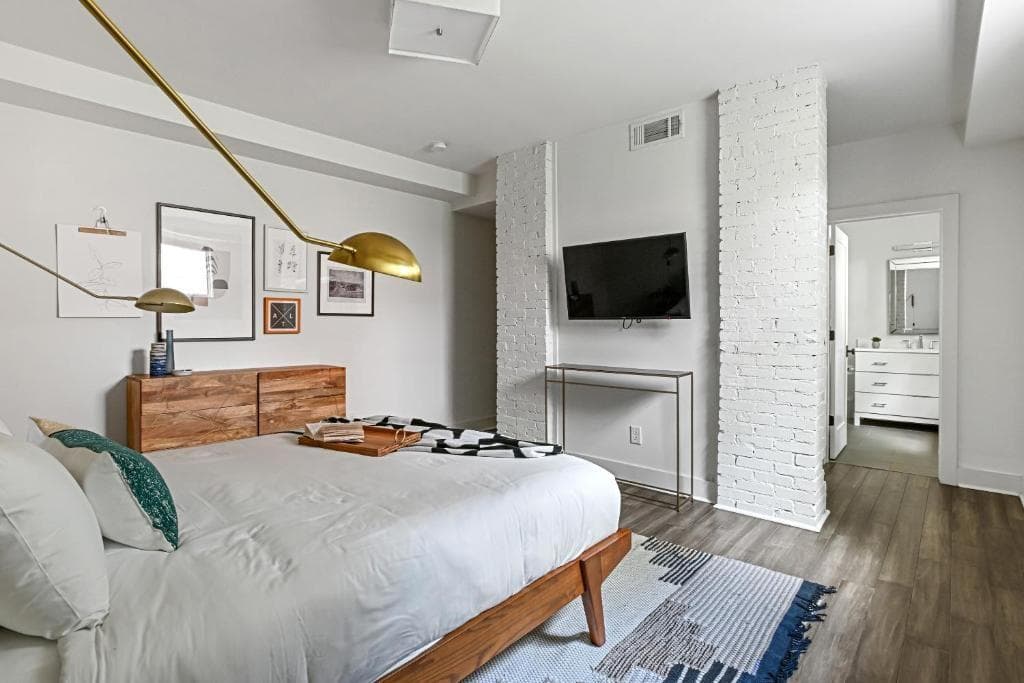 2 bedroom, 2 bathroom, 1,400 sq ft apartment for rent at 634 Bonaventure Avenue 3, Atlanta, GA 30306 for $3,700 a month — photo 6