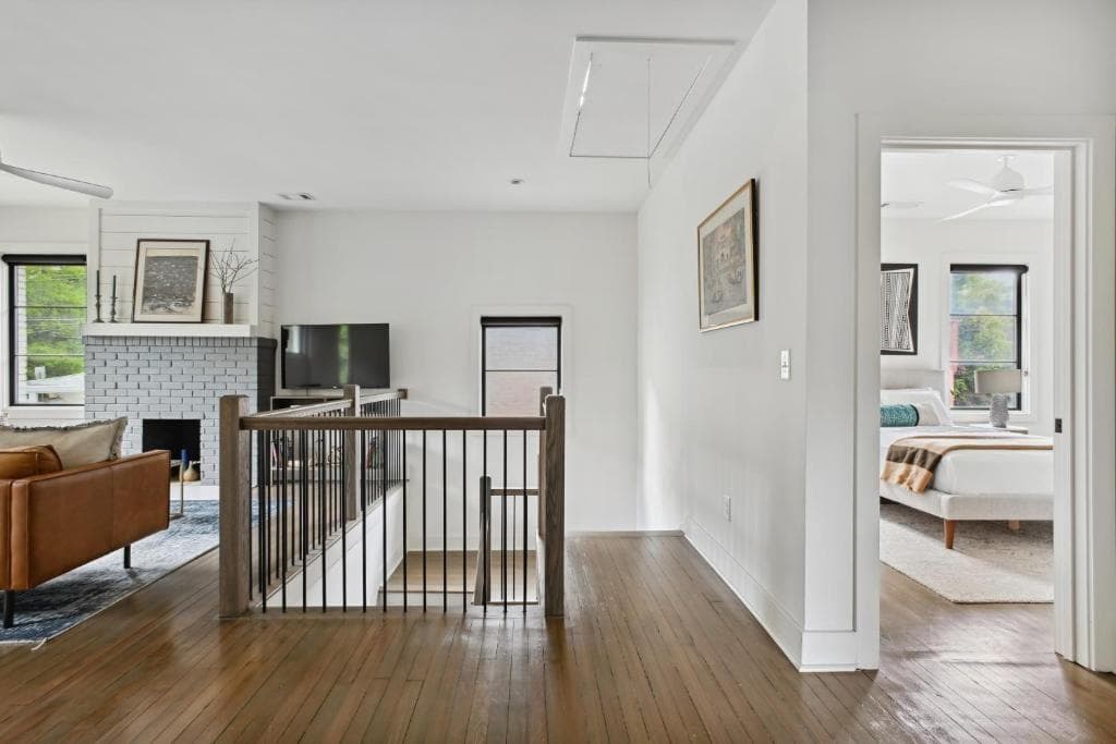 2 bedroom, 3 bathroom, 1,300 sq ft apartment for rent at 634 Bonaventure Avenue 2, Atlanta, GA 30306 for $3,700 a month — photo 8