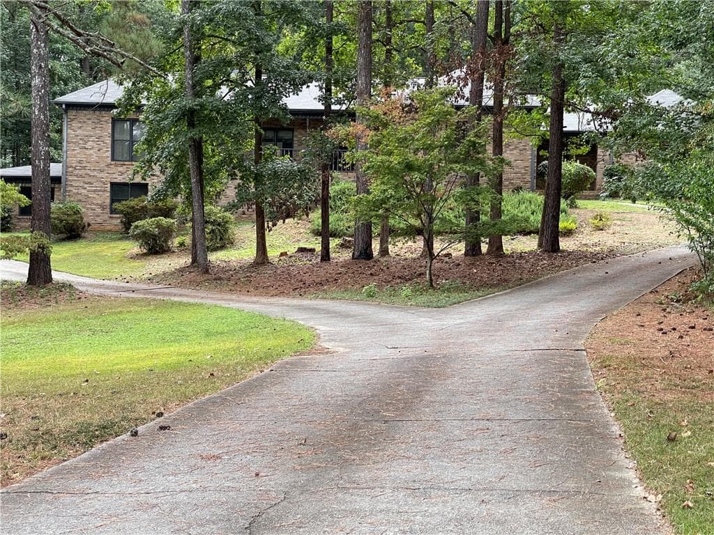 1935 Lamp Post Lane, Lawrenceville, GA 30043 — most recent listing photo
