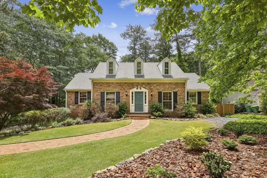 5 bedroom, 4 bathroom single family residence sold at 95 Brandon Ridge Drive, Atlanta, GA 30328