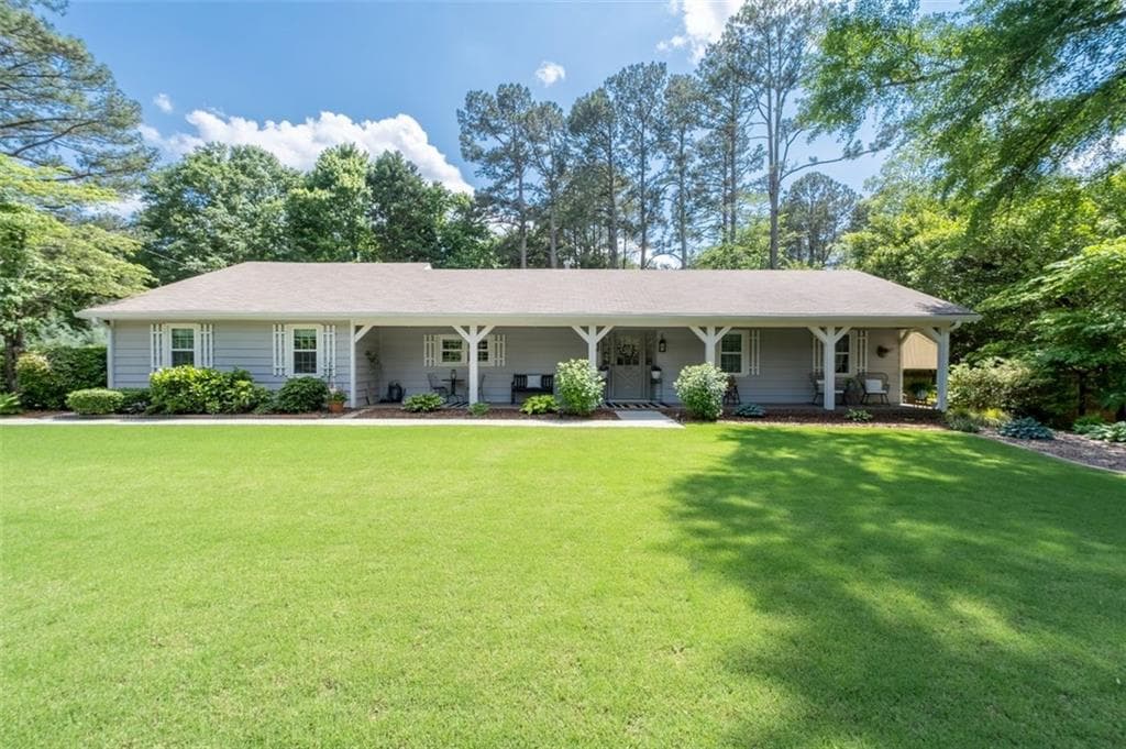 3 bedroom, 2 bathroom single family residence sold at 515 Houze Way, Roswell, GA 30076