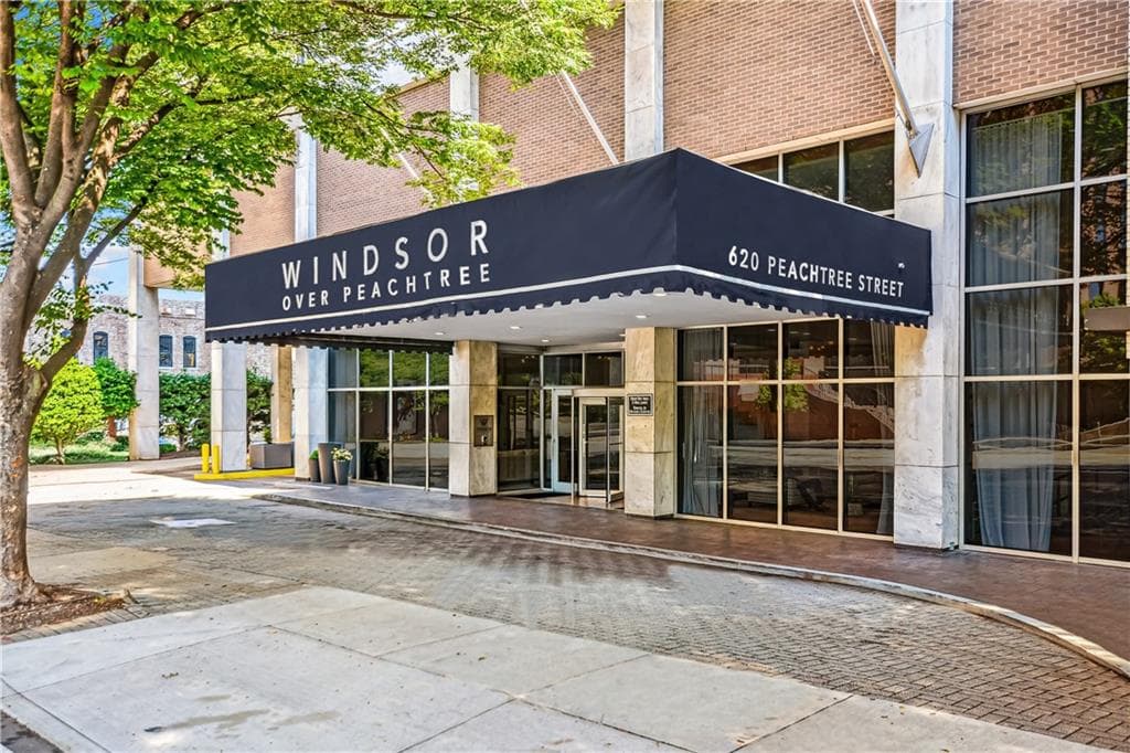 1 bedroom, 1 bathroom, 740 sq ft condominium sold at 620 Peachtree Street 403, Atlanta, GA 30308