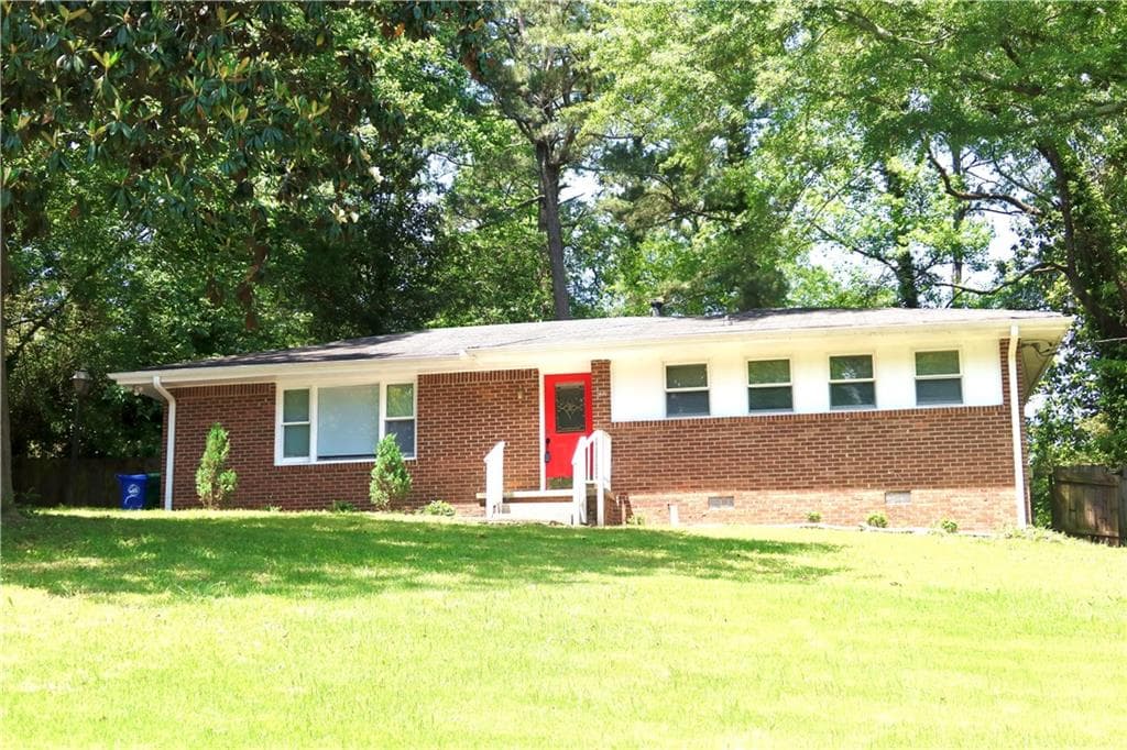 579 Kenridge Circle, Stone Mountain, GA 30083 — most recent listing photo