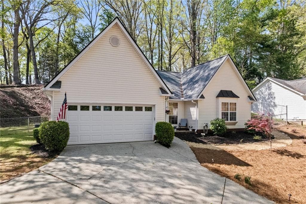 3 bedroom, 2 bathroom single family residence sold at 3376 Turtleback Road, Gainesville, GA 30506