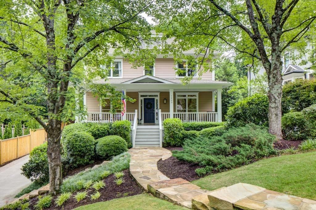 4 bedroom, 5 bathroom, 3,240 sq ft single family residence sold at 1043 Elizabeth Court, Atlanta, GA 30306