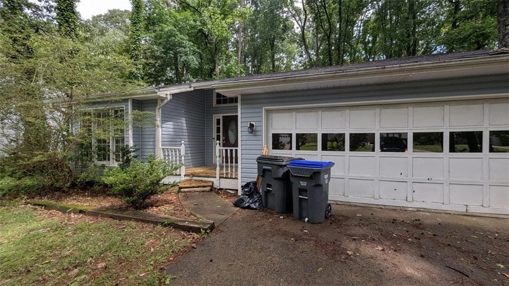 3 bedroom, 3 bathroom single family residence sold at 345 Deerwood Drive, Suwanee, GA 30024