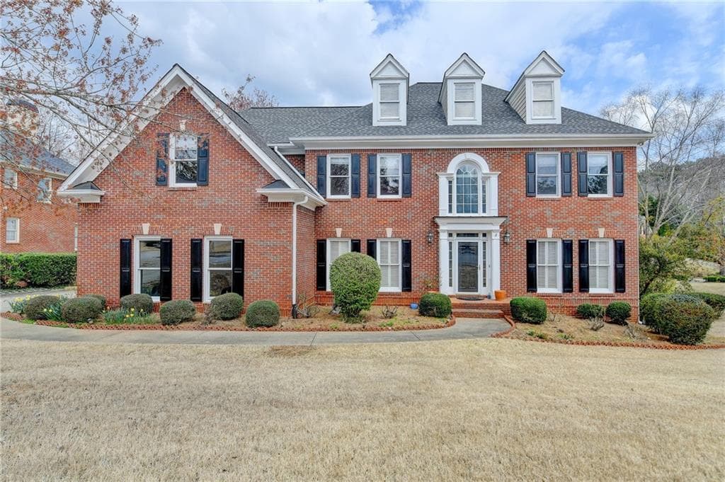 6 bedroom, 5 bathroom, 6,369 sq ft single family residence sold at 340 Kincardine Way, Alpharetta, GA 30022