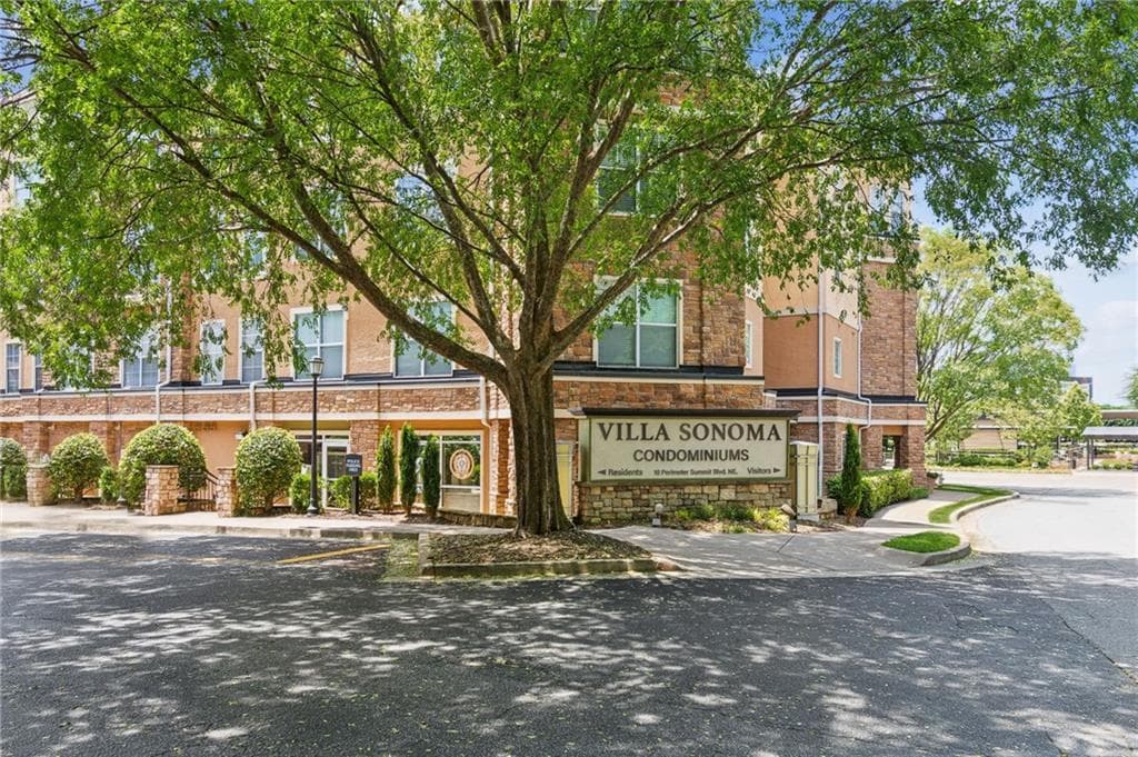 1 bedroom, 1 bathroom, 780 sq ft condominium sold at 10 Perimeter Summit Boulevard 4243, Brookhaven, GA 30319