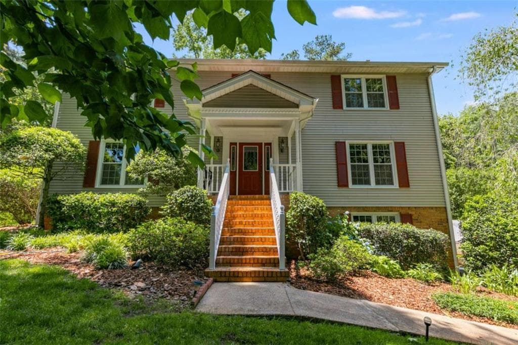 9041 Par Drive, Douglasville, GA 30134 — most recent listing photo