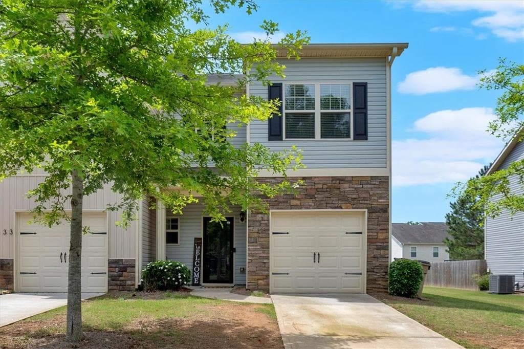 635 Oakside Place, Acworth, GA 30102 — most recent listing photo
