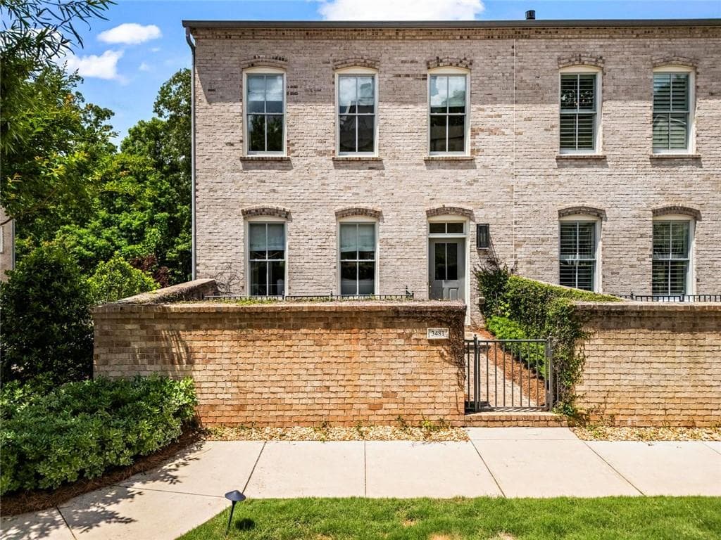 4 bedroom, 4 bathroom townhouse sold at 3481 Landen Pine Court, Atlanta, GA 30305