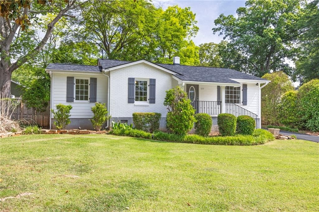 3 bedroom, 2 bathroom, 1,218 sq ft single family residence sold at 1039 Ridgecrest Drive, Smyrna, GA 30080