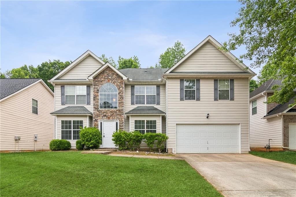 5 bedroom, 4 bathroom single family residence sold at 2896 Chilhowee Drive, Atlanta, GA 30331