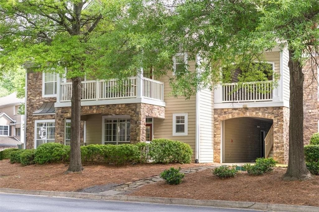 311 Pembrooke Circle, Alpharetta, GA 30004 — most recent listing photo