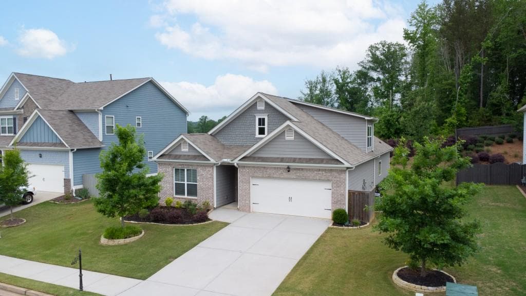7570 Rambling Vale, Cumming, GA 30028 — most recent listing photo