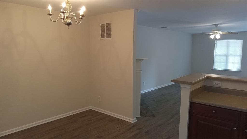 2 bedroom, 3 bathroom, 1,546 sq ft townhouse for rent at 755 CRESTWELL Circle, Atlanta, GA 30331 for $1,600 a month — photo 10