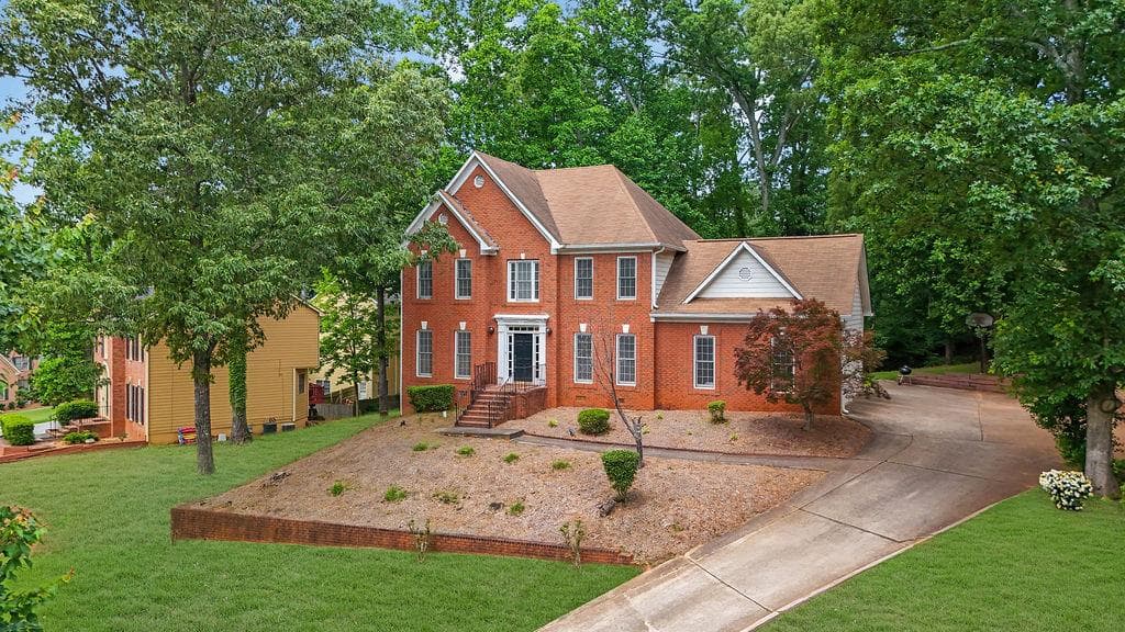 4 bedroom, 3 bathroom single family residence sold at 1952 Skidmore Circle, Lawrenceville, GA 30044
