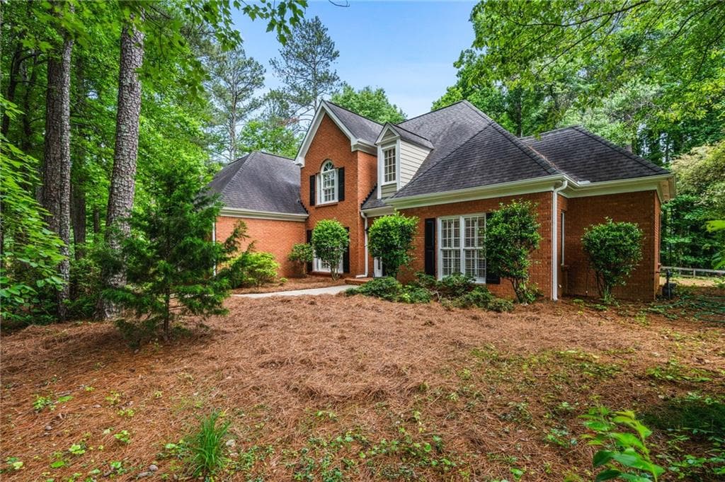 4 bedroom, 3 bathroom, 2,930 sq ft single family residence sold at 1772 BENNINGFIELD Drive, Marietta, GA 30064