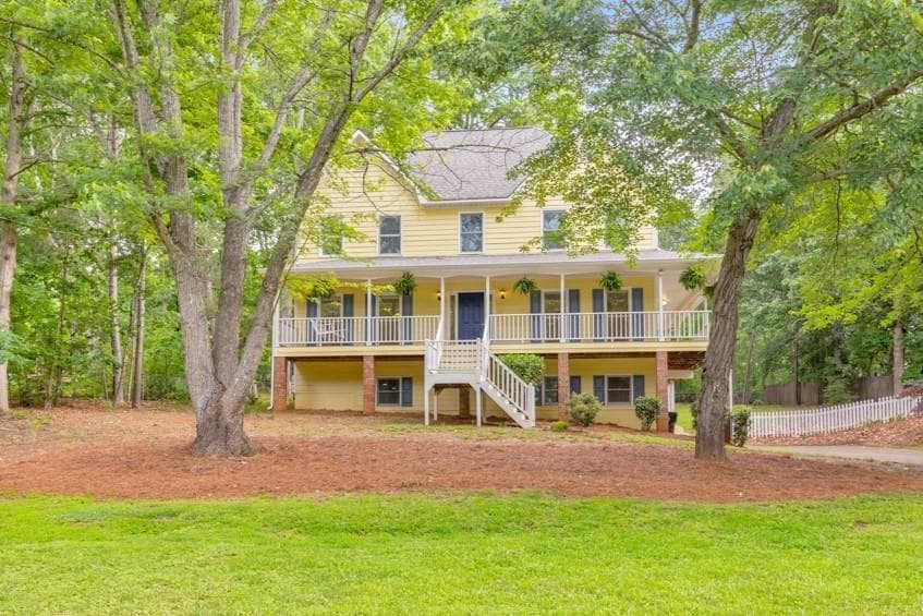 4 bedroom, 3 bathroom, 2,584 sq ft single family residence sold at 115 Eagle Ridge Drive, Canton, GA 30114