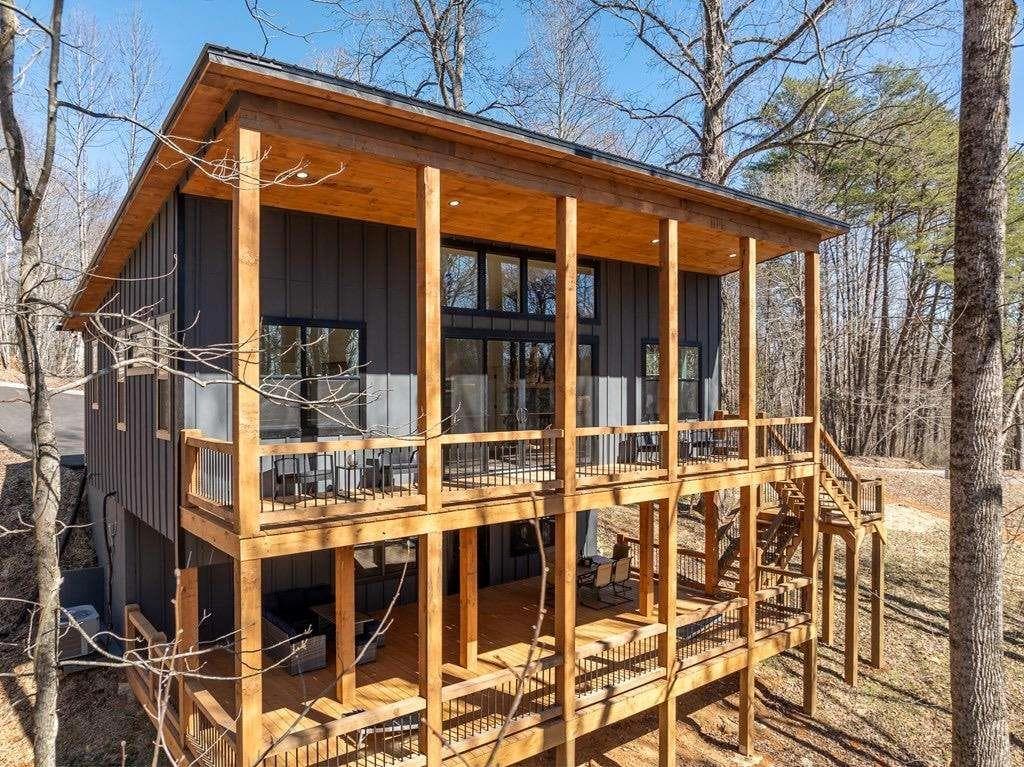 3 bedroom, 3 bathroom single family residence sold at 68 Mallard Point Road, Morganton, GA 30560