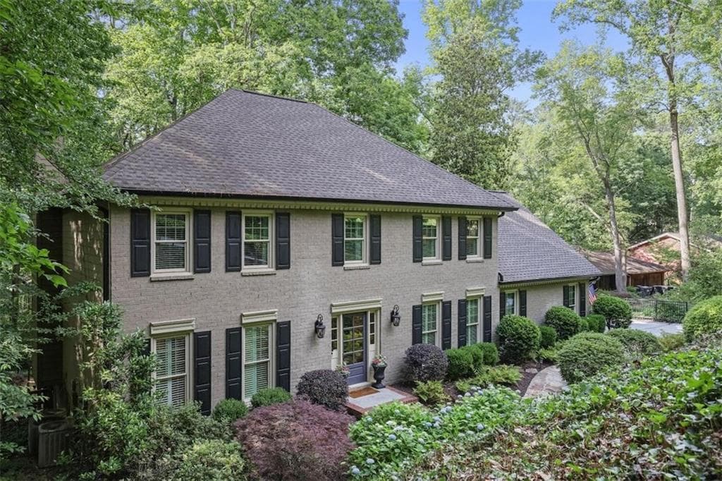 960 Lost Forest Drive, Sandy Springs, GA 30328 — most recent listing photo
