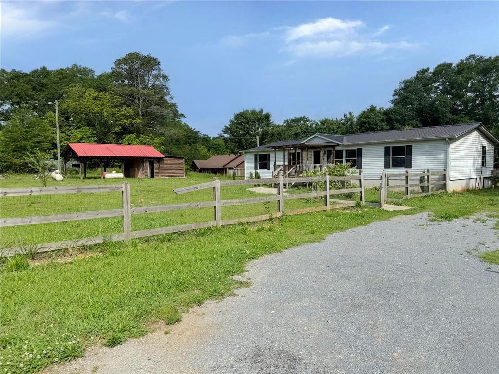 3 bedroom, 1 bathroom single family residence sold at 24 Franklin Drive, Cartersville, GA 30120