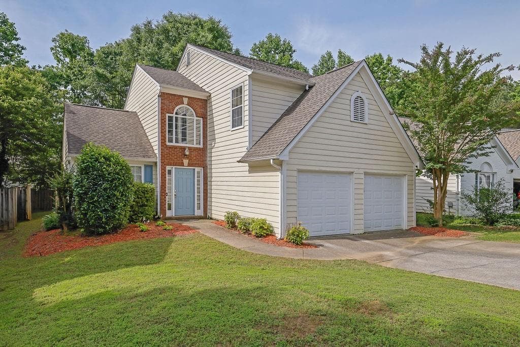 3 bedroom, 3 bathroom, 1,865 sq ft single family residence sold at 1160 Arborhill Lane, Alpharetta, GA 30004