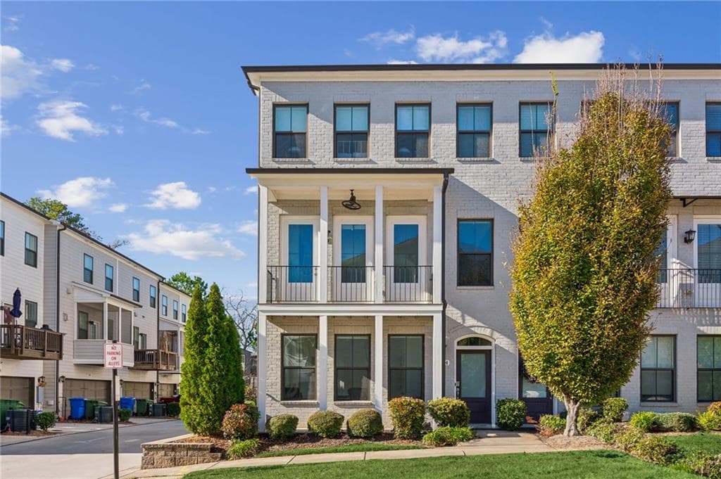 2034 Rockledge Road, Atlanta, GA 30324 — most recent listing photo
