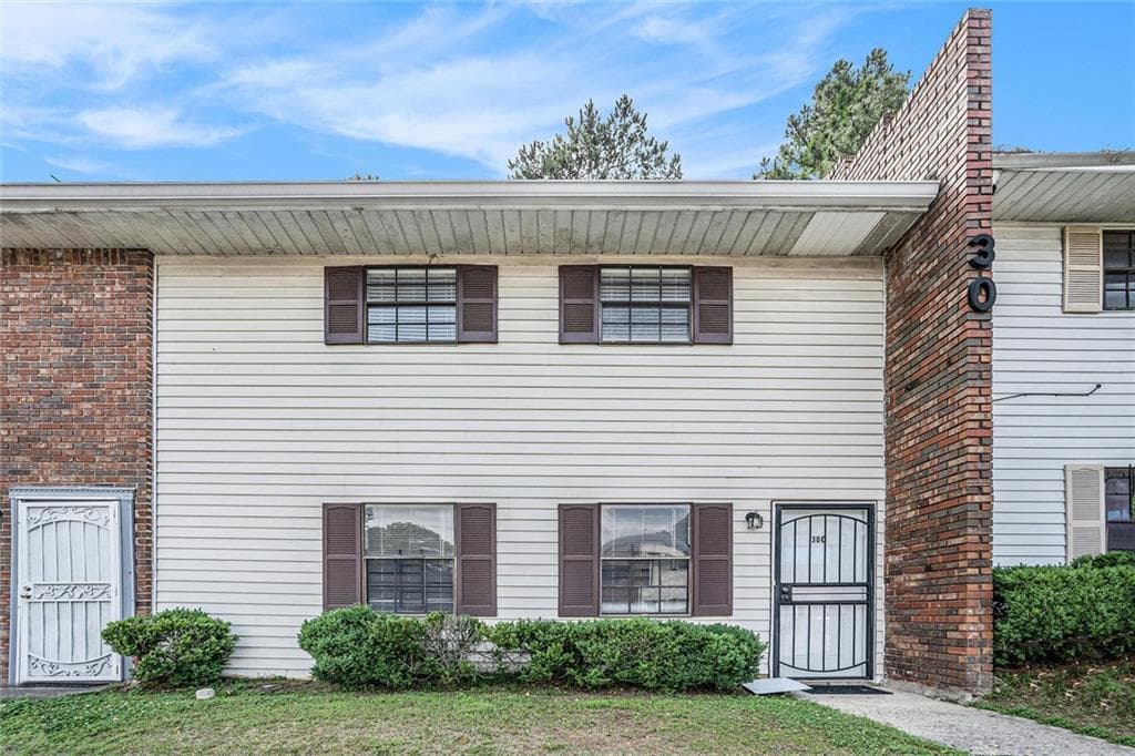 3 bedroom, 3 bathroom, 1,536 sq ft condominium sold at 6354 Shannon Parkway 30C, Union City, GA 30291