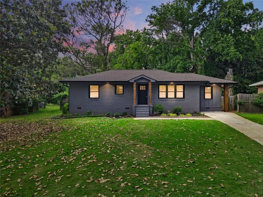 3 bedroom, 3 bathroom, 1,400 sq ft single family residence sold at 1643 FLINTWOOD Drive, Atlanta, GA 30316