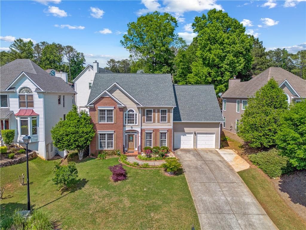 3 bedroom, 3 bathroom, 2,627 sq ft single family residence sold at 2325 Walnut Grove Way, Suwanee, GA 30024