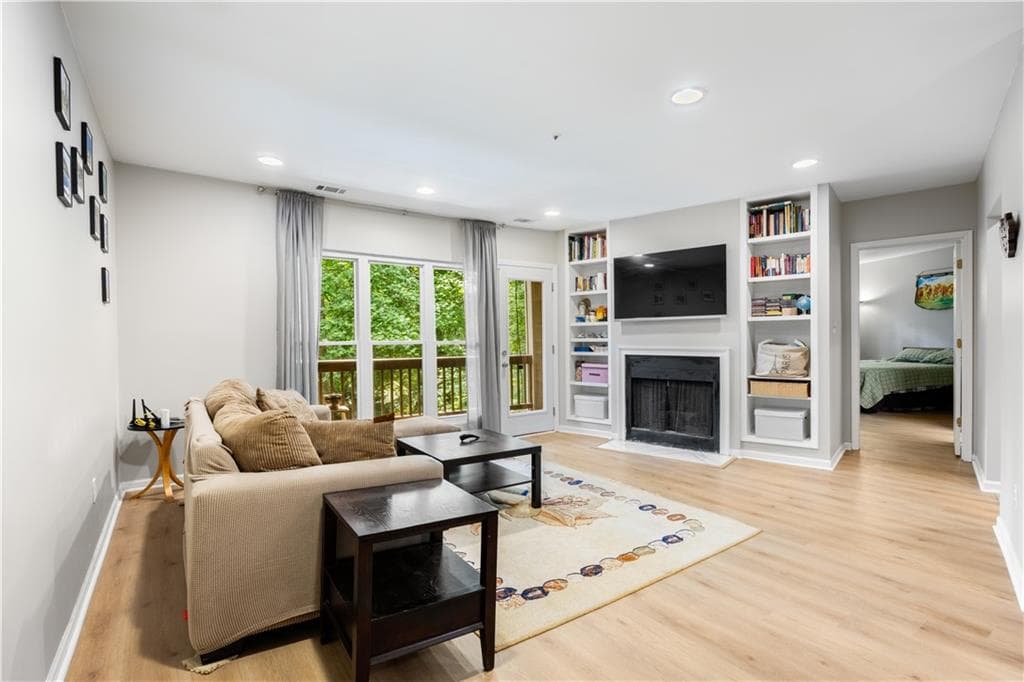 472 Sherman Way, Decatur, GA 30033 — most recent listing photo