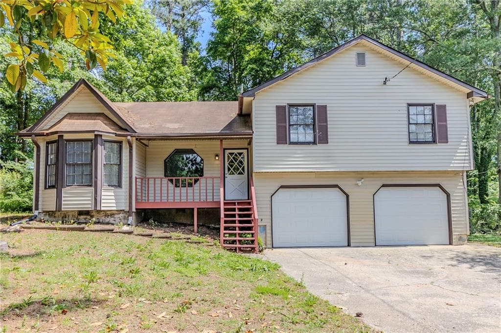 3 bedroom, 2 bathroom, 1,341 sq ft single family residence sold at 3120 Westwood Drive, Acworth, GA 30102
